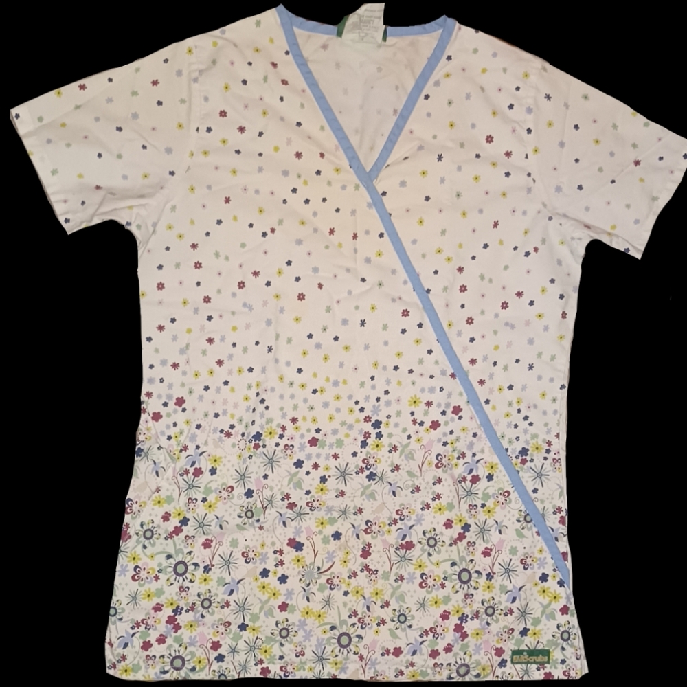 💵 Floral Print Scrub Top by UA Scrubs
